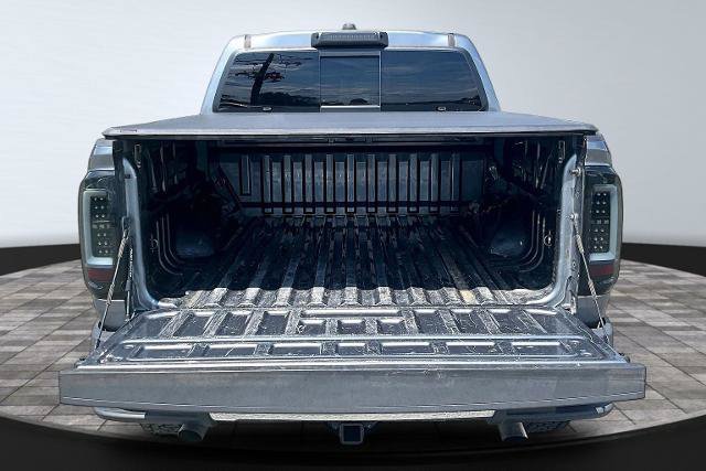 Used 2020 GMC Canyon SLE w/ Elevation Edition RWD image 18