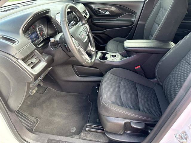 Used 2024 GMC Terrain SLE AWD/4WD image 15