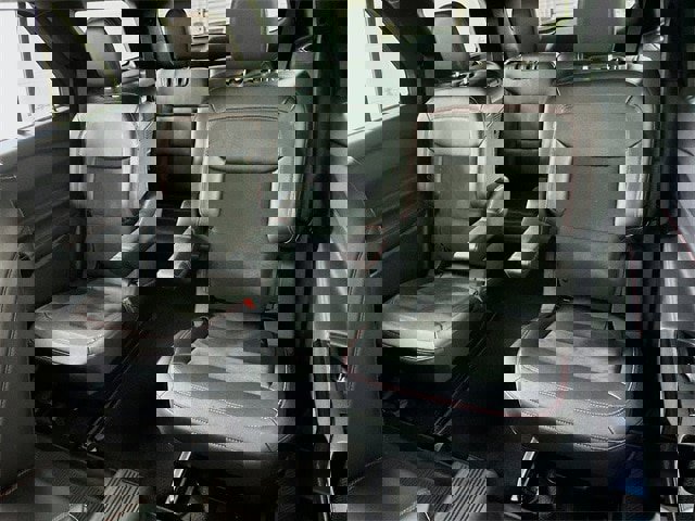 Certified 2023 Ford Explorer ST-Line w/ Class IV Trailer Tow Package image 11