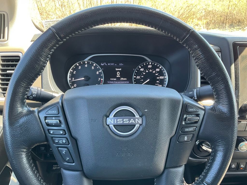 Used 2022 Nissan Frontier SV AWD/4WD image 7