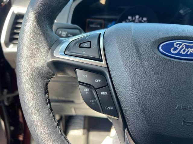 Certified 2024 Ford Edge SEL w/ Convenience Package AWD/4WD image 9