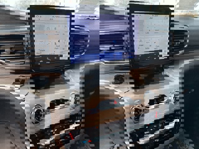 Certified 2023 Ford Explorer XLT w/ Equipment Group 202A image 19