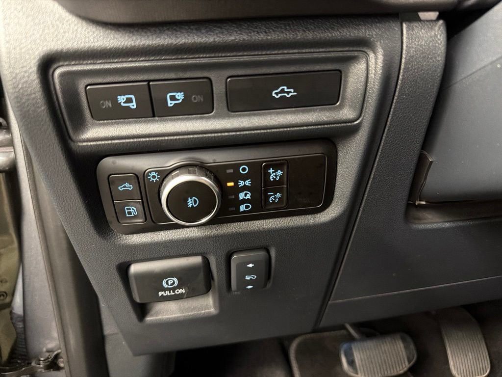 Certified 2023 Ford F150 Platinum w/ Equipment Group 701A High AWD/4WD image 26