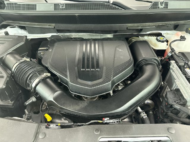 Used 2026 GMC Acadia Denali Ultimate FWD image 32