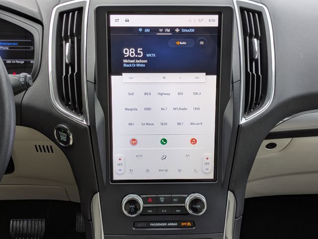 Certified 2023 Ford Edge Titanium w/ Class II Trailer Tow Package image 18