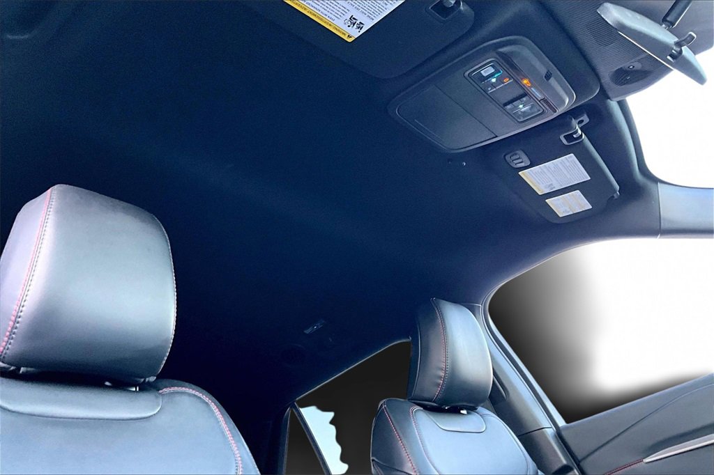 Certified 2025 Ford Explorer ST-Line w/ ST-Line Street Pack image 22