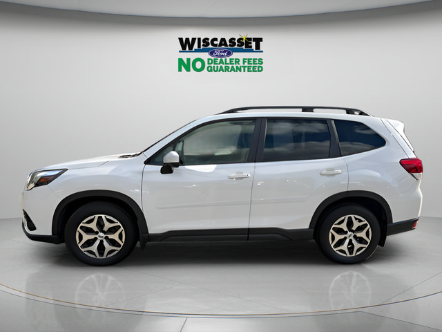 Used 2023 Subaru Forester Premium AWD/4WD image 5