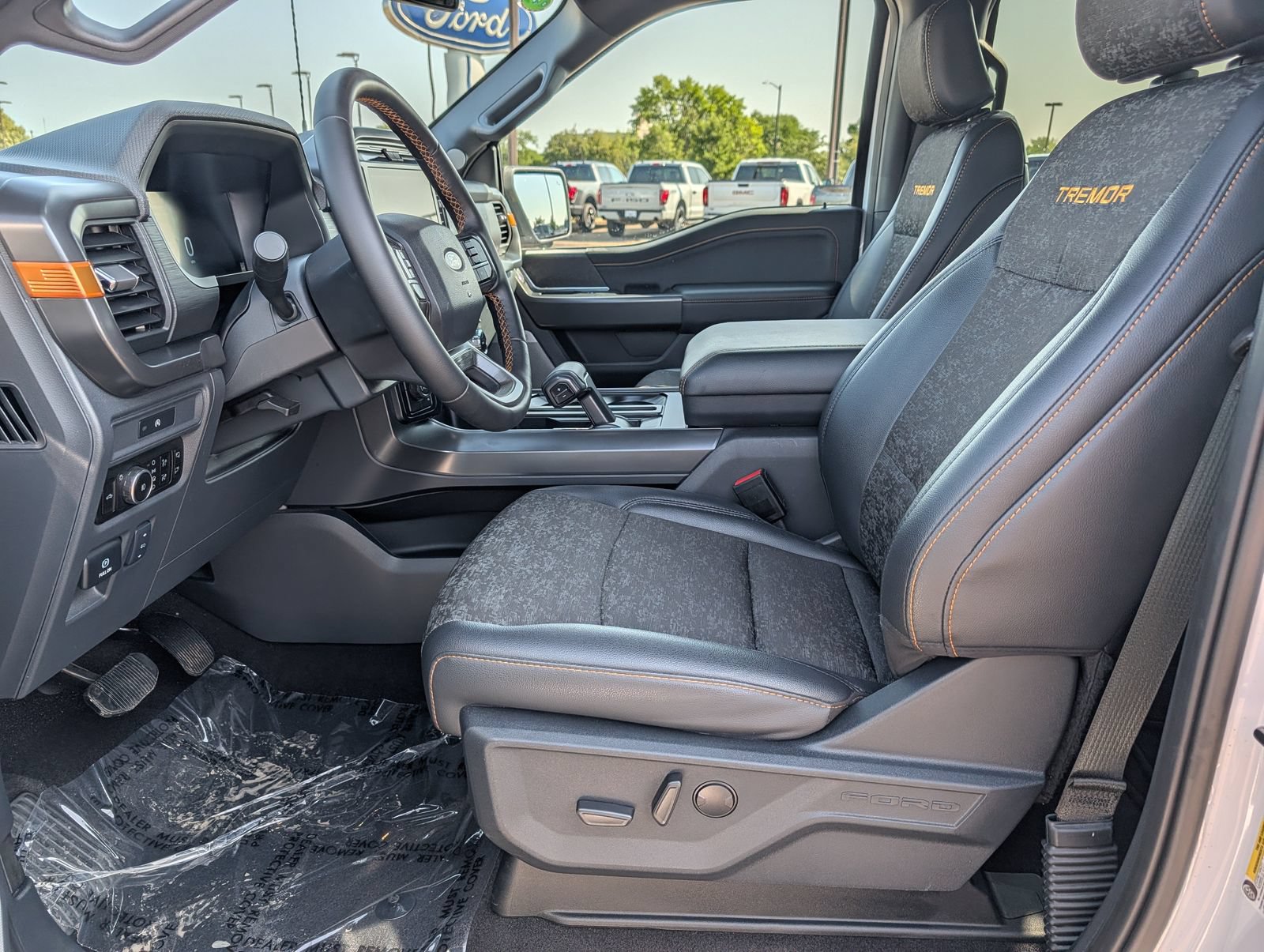 Certified 2025 Ford F150 Tremor AWD/4WD image 15