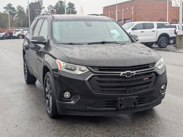 Used 2021 Chevrolet Traverse RS image 2