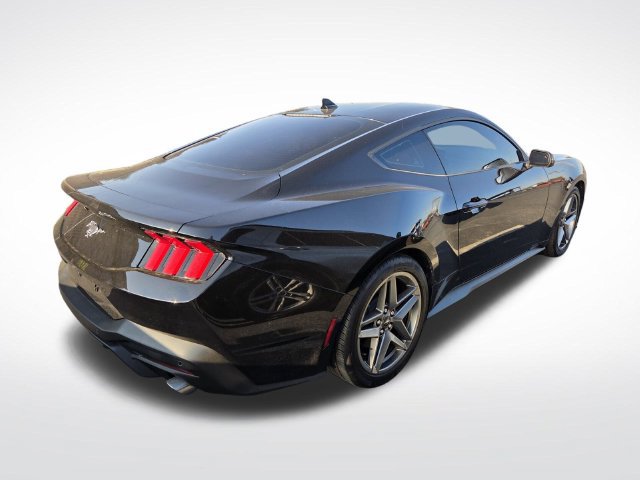Certified 2025 Ford Mustang Coupe RWD image 5