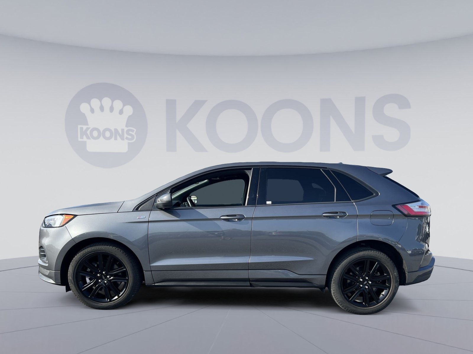 Certified 2024 Ford Edge ST-Line w/ Class II Trailer Tow Package AWD/4WD image 13