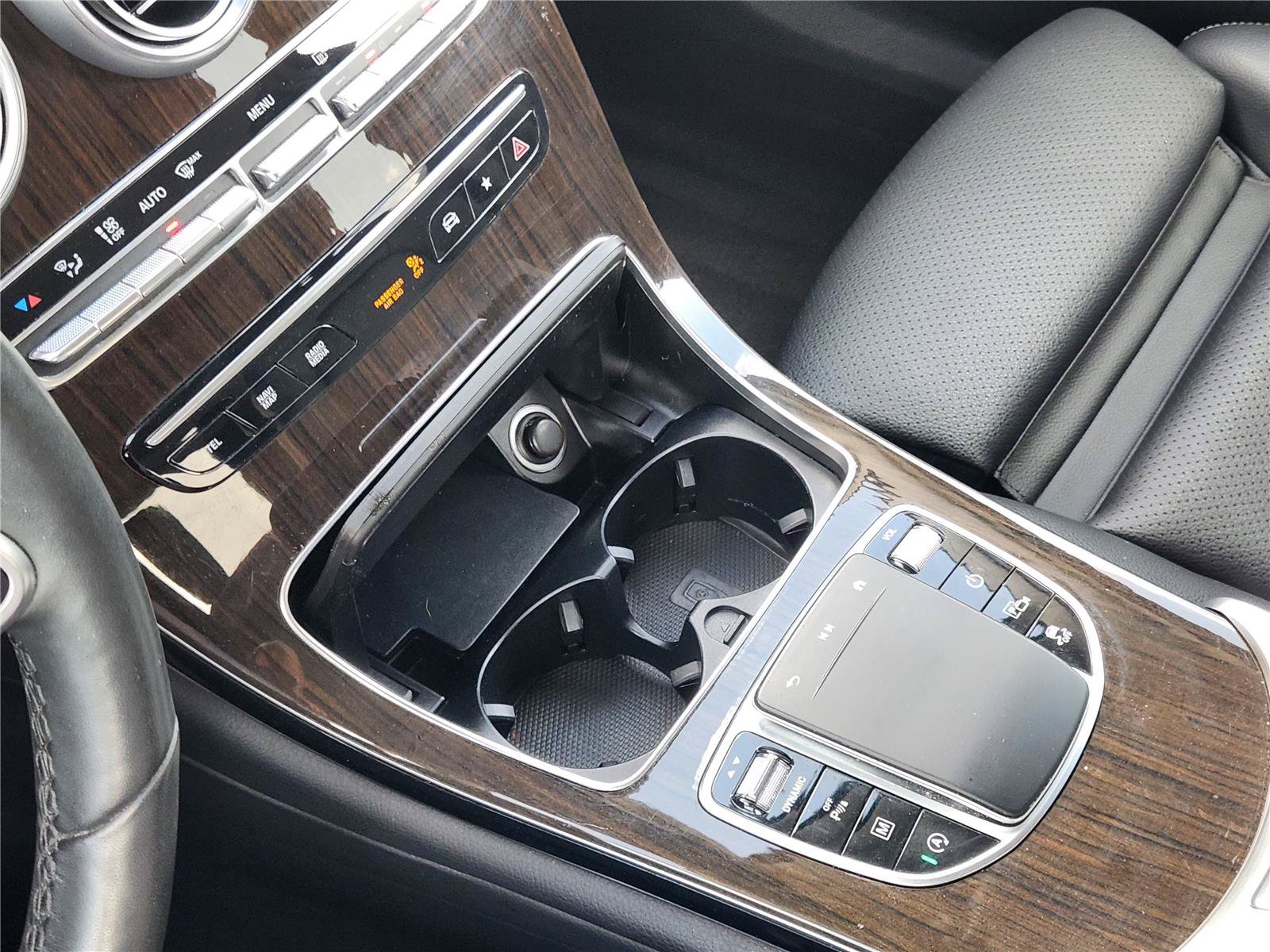 Used 2021 Mercedes-Benz GLC 300 4MATIC image 29