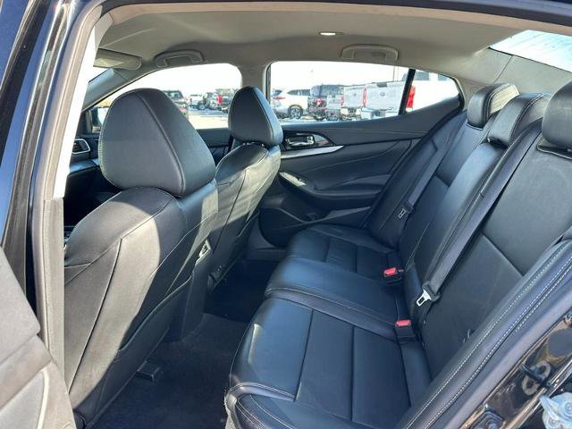 Used 2023 Nissan Maxima SV w/ Floor Mat Group image 10
