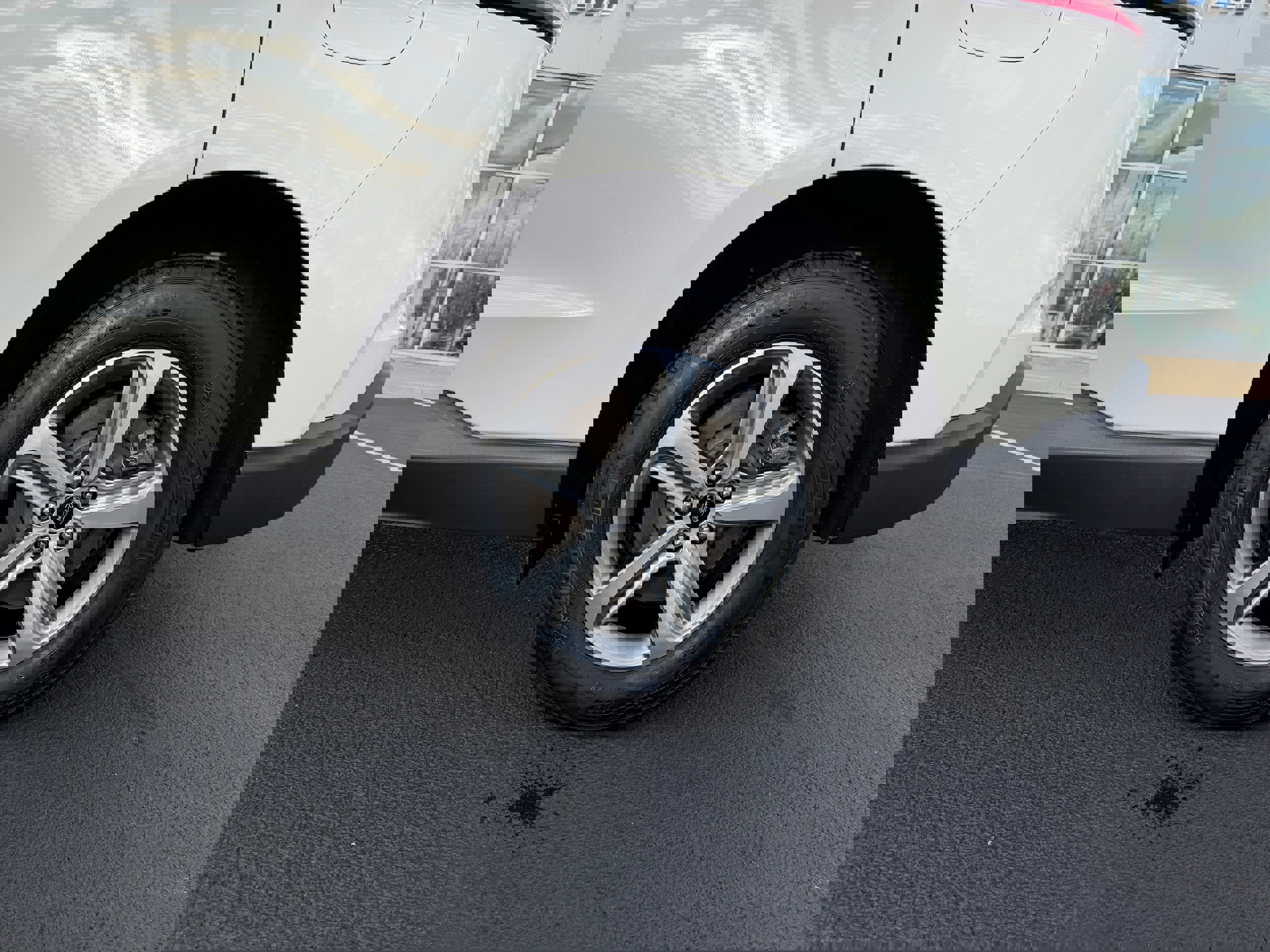 Certified 2024 Ford Edge SEL w/ Convenience Package image 10