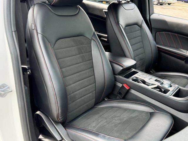 Certified 2022 Ford Edge ST-Line AWD/4WD image 30