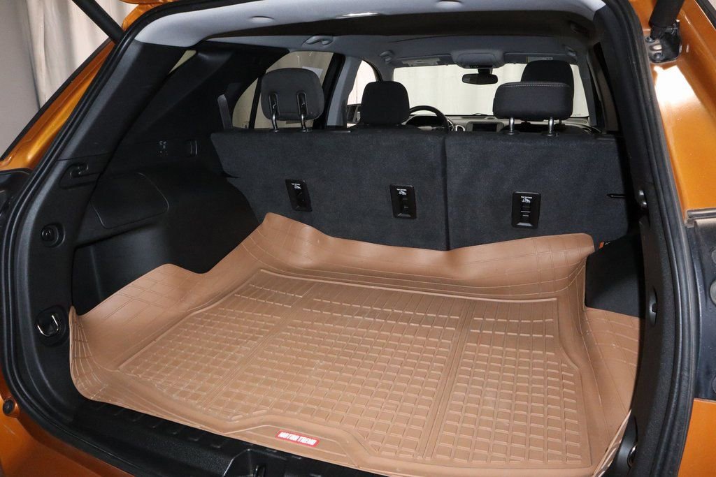 Used 2019 Chevrolet Equinox LT image 16