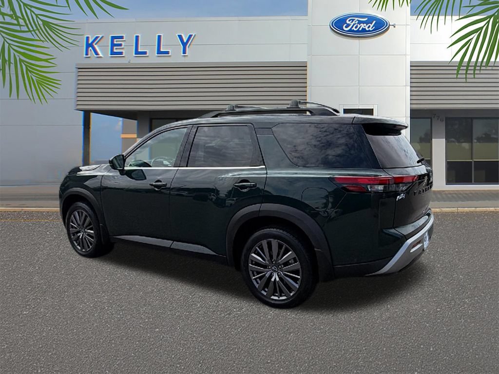 Used 2023 Nissan Pathfinder SL w/ SL Premium Package FWD image 3