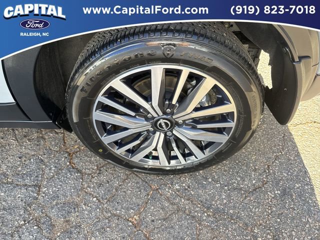 Used 2022 Nissan Kicks SV image 13