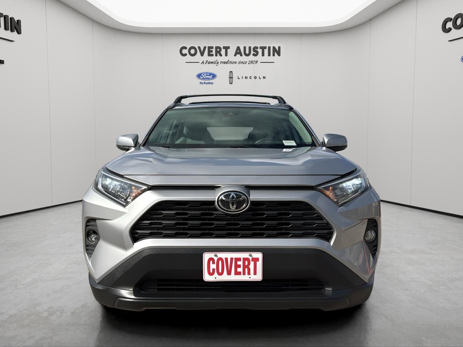 Used 2019 Toyota RAV4 XLE Premium image 7