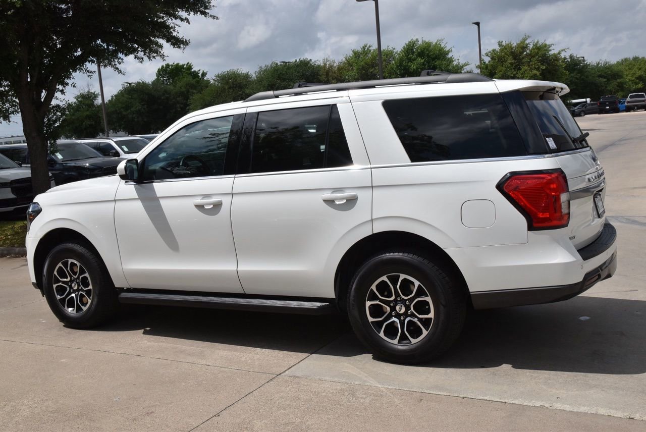 Certified 2022 Ford Expedition XLT image 6