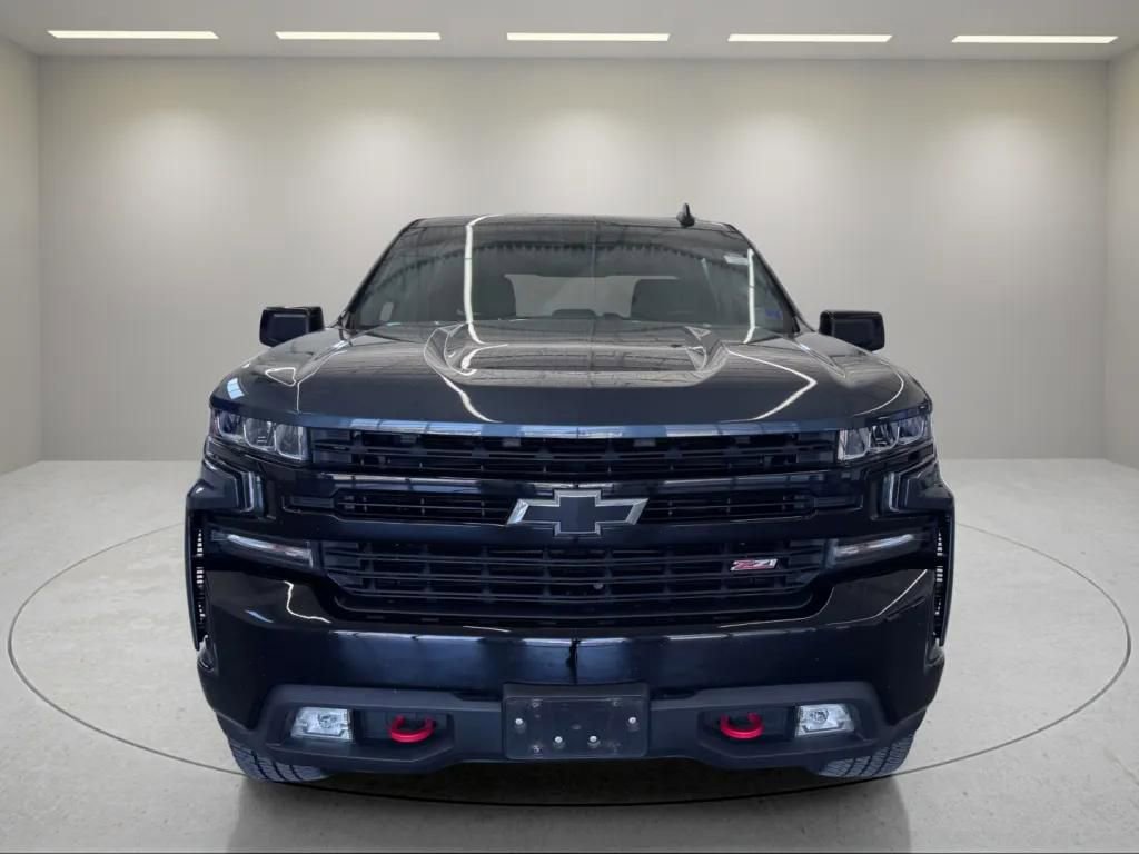 Used 2021 Chevrolet Silverado 1500 LT Trail Boss w/ Convenience Package II AWD/4WD image 3