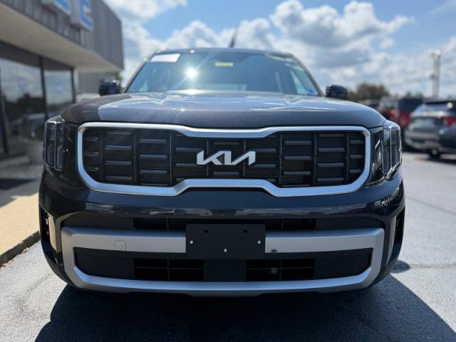 Used 2025 Kia Telluride S FWD image 2