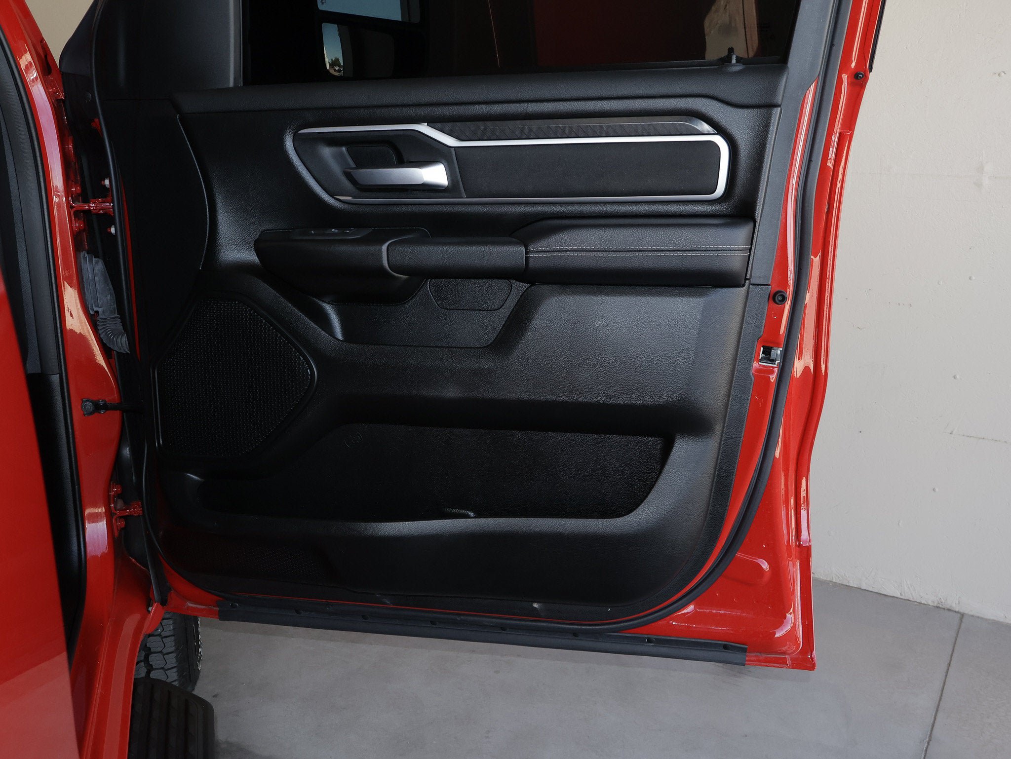 Used 2025 RAM 1500 Big Horn AWD/4WD image 43