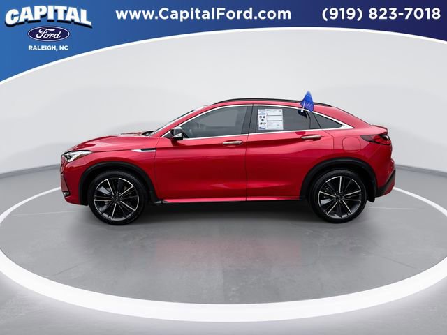 Used 2023 INFINITI QX55 Essential image 3