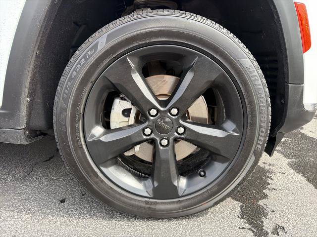 Used 2021 Jeep Grand Cherokee L Limited w/ Trailer Tow Group (B) AWD/4WD image 5