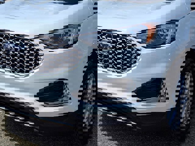 Certified 2024 Ford Edge SEL w/ Convenience Package image 27