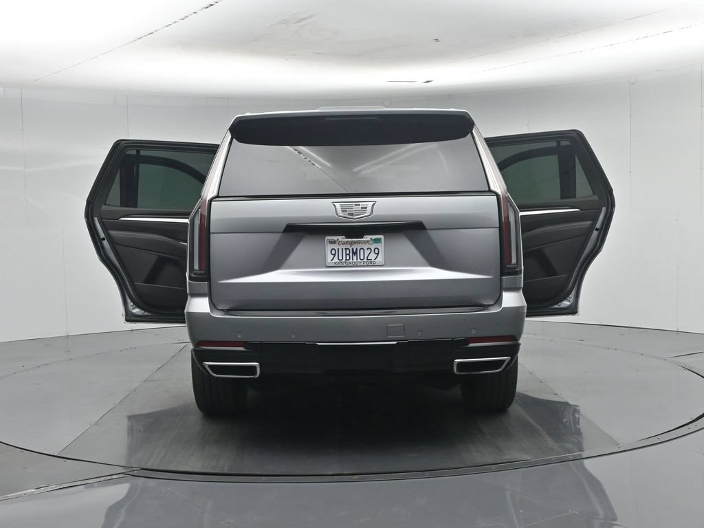 Used 2025 Cadillac Escalade Premium Luxury w/ Touring Package AWD/4WD image 41