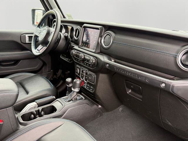 Used 2022 Jeep Wrangler Unlimited Rubicon 4xe w/ Cold Weather Group AWD/4WD image 7