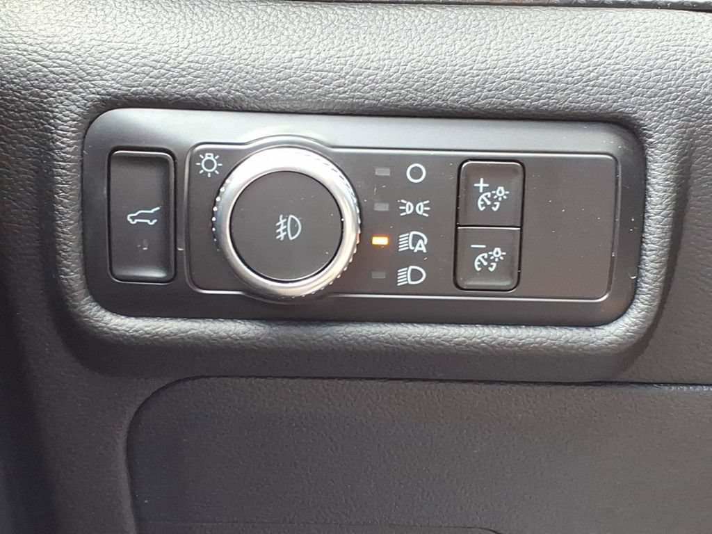 Certified 2023 Ford Explorer ST-Line AWD/4WD image 15