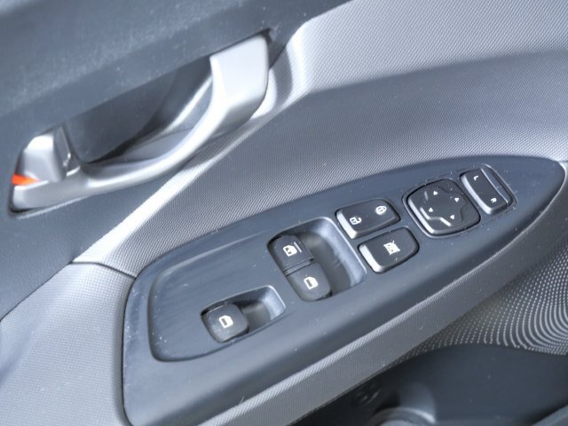 Used 2020 Hyundai Veloster 2.0 FWD image 15