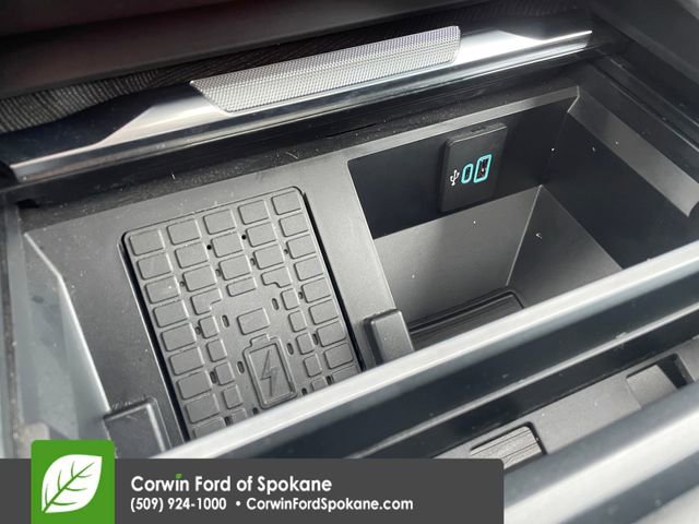 Certified 2024 Ford F450 Platinum w/ Camper Package image 36