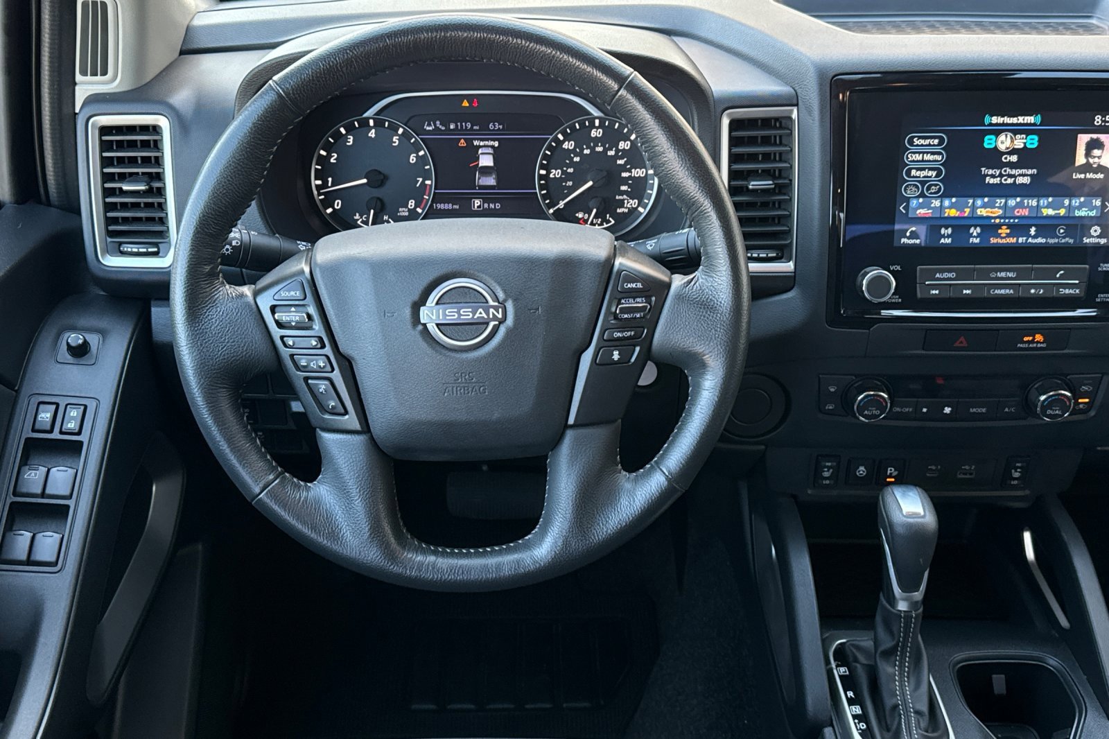 Used 2022 Nissan Frontier SV image 14