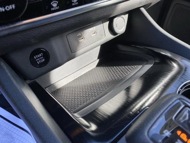 Used 2024 Nissan Rogue SV image 23