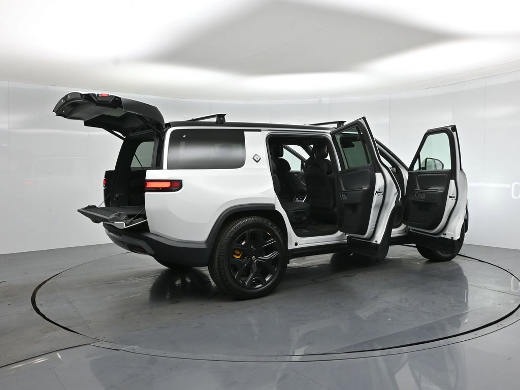 Used 2024 Rivian R1S Adventure AWD/4WD image 4