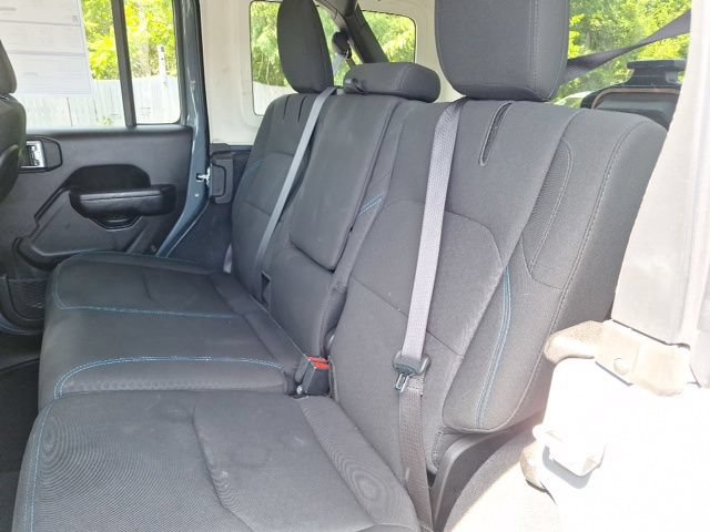 Used 2024 Jeep Wrangler Unlimited Rubicon 4xe AWD/4WD image 17