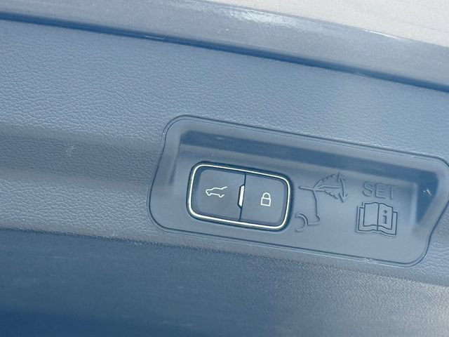 Certified 2023 Ford Explorer XLT w/ Equipment Group 202A AWD/4WD image 29