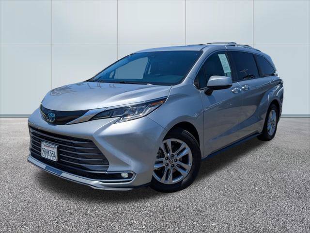 Used 2022 Toyota Sienna Limited