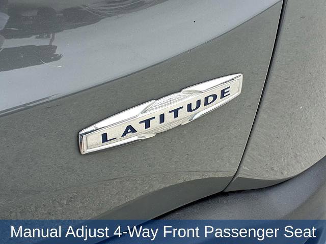 Used 2021 Jeep Renegade Latitude w/ Convenience Group AWD/4WD image 15