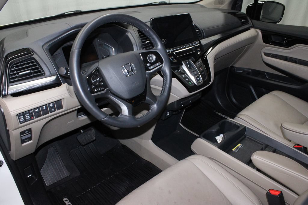 Used 2023 Honda Odyssey Elite image 25