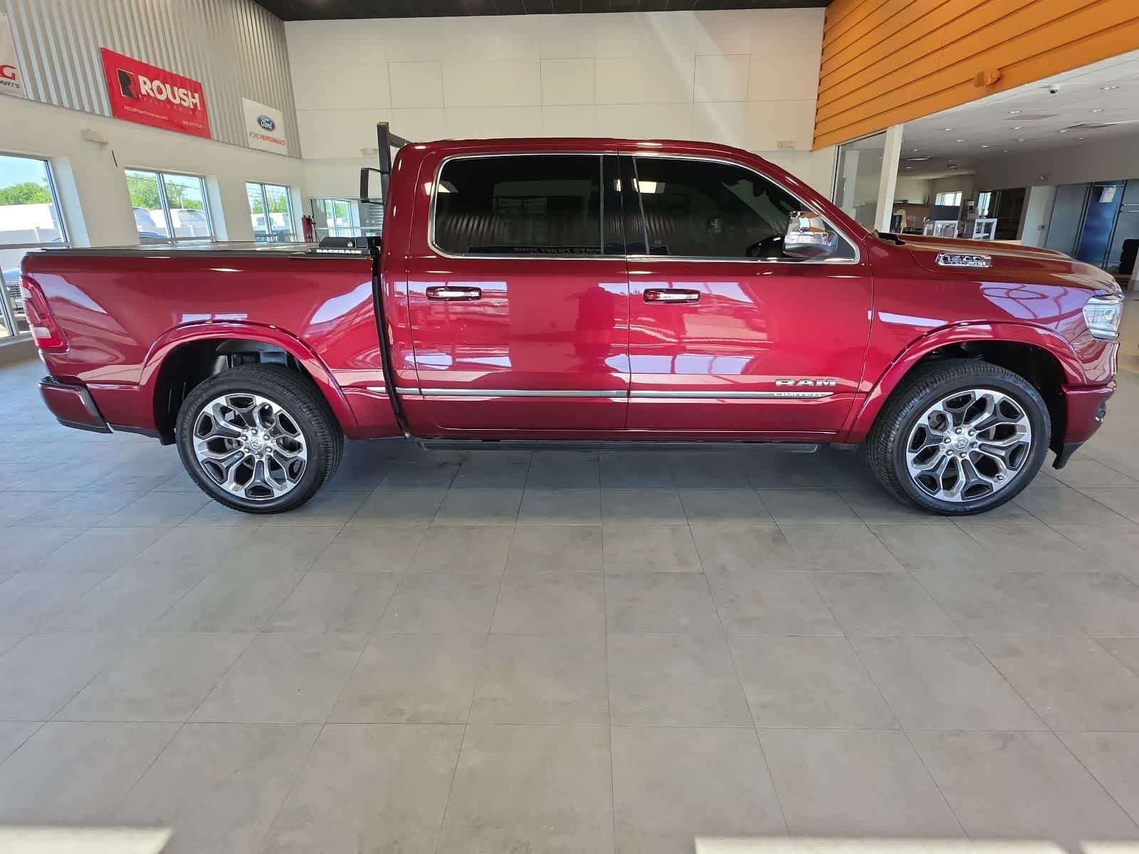 Used 2020 RAM 1500 Limited w/ Body-Colour Bumper Group AWD/4WD image 6