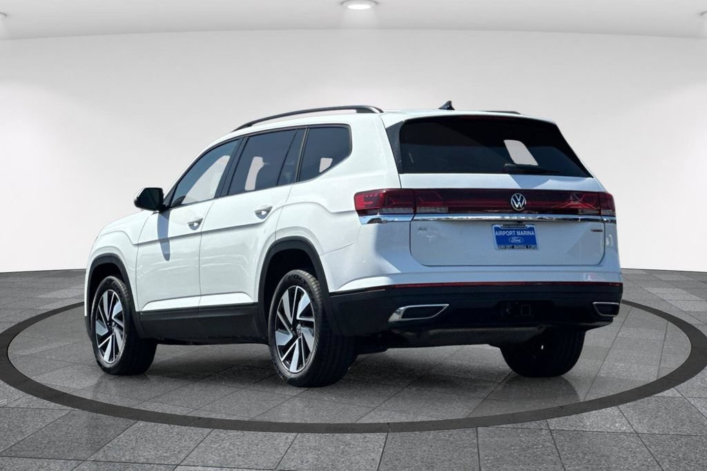 Used 2024 Volkswagen Atlas SE AWD/4WD image 6