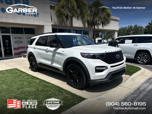 Certified 2022 Ford Explorer ST-Line w/ Class IV Trailer Tow Package