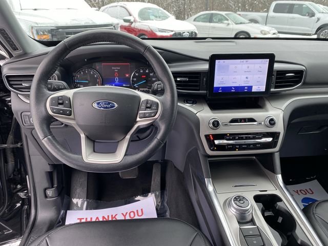 Certified 2023 Ford Explorer XLT w/ Equipment Group 202A image 5