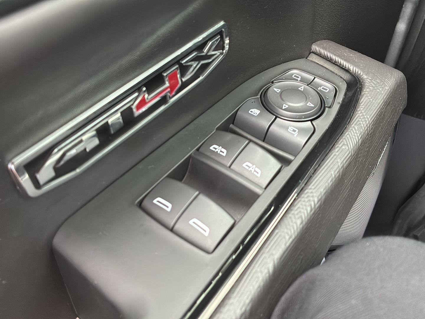 Used 2024 GMC Sierra 1500 AT4X w/ AT4X AEV Edition AWD/4WD image 15