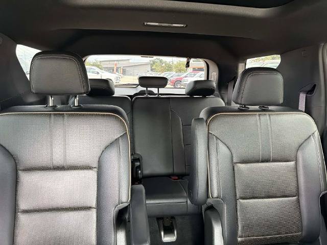 Used 2025 Chevrolet Traverse High Country w/ LPO, Floor Liner Package FWD image 13
