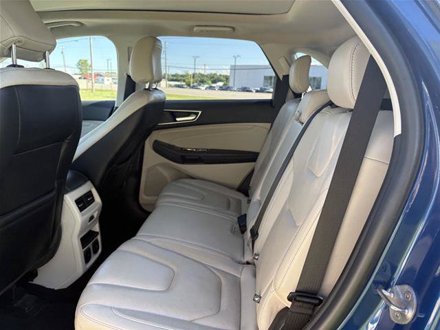 Certified 2020 Ford Edge Titanium w/ Equipment Group 301A AWD/4WD image 28
